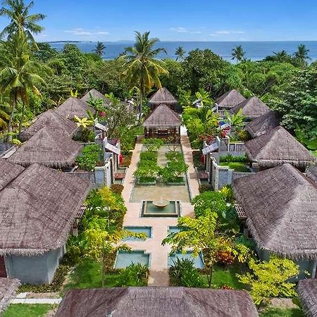Furaveri Island Resort And Spa Muravandhoo Екстериор снимка