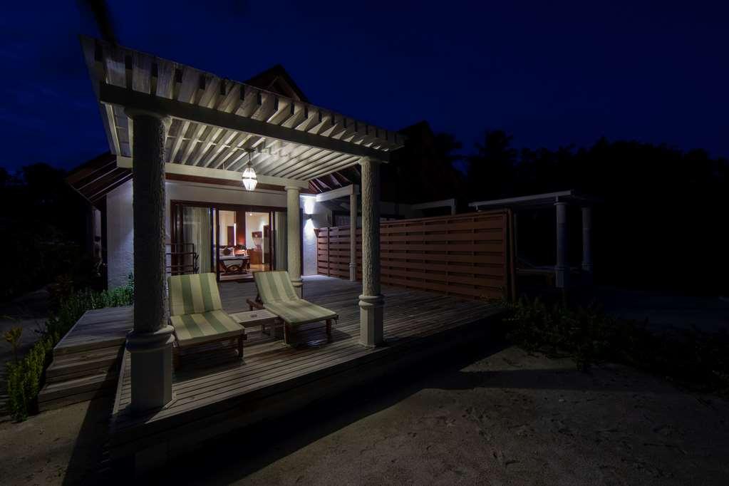Furaveri Island Resort And Spa Muravandhoo Стая снимка