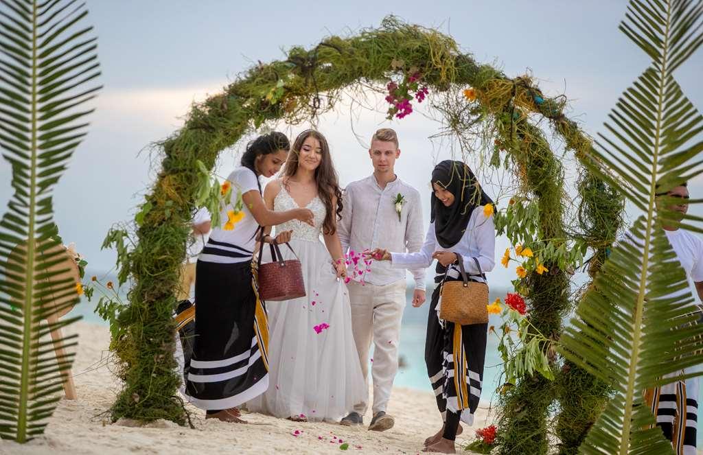 Furaveri Island Resort And Spa Muravandhoo Съоръжения снимка